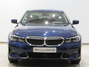 Fotos de BMW Serie 3 320d color Azul. Año 2019. 140KW(190CV). Diésel. En concesionario SAN JUAN Automoviles Fersan S.A. de Alicante