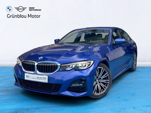 Fotos de BMW Serie 3 320d color Azul. Año 2022. 140KW(190CV). Diésel. En concesionario Grünblau Motor (Bmw y Mini) de Cantabria
