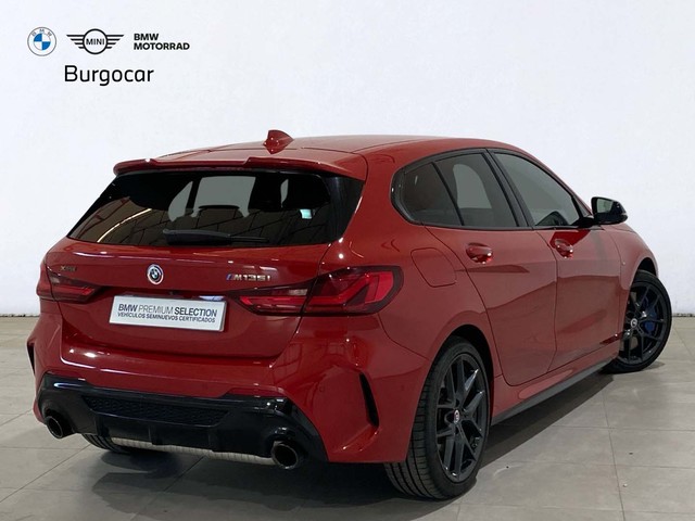 BMW Serie 1 M135i color Rojo. Año 2023. 225KW(306CV). Gasolina. En concesionario Burgocar (Bmw y Mini) de Burgos