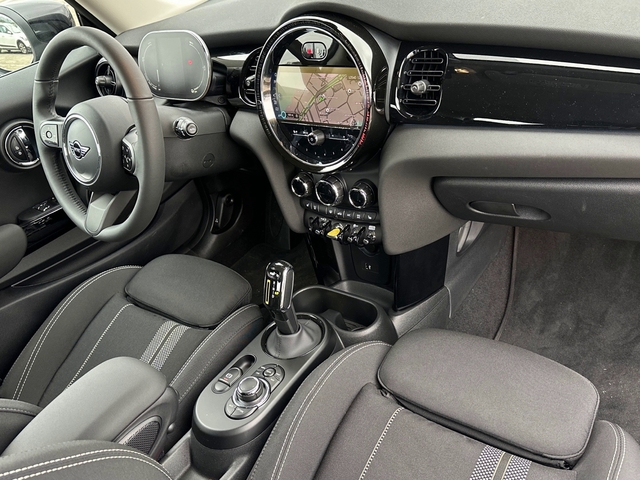 fotoG 7 del MINI MINI 3 Puertas Cooper SE 135 kW (184 CV) 184cv Eléctrico del 2023 en Asturias