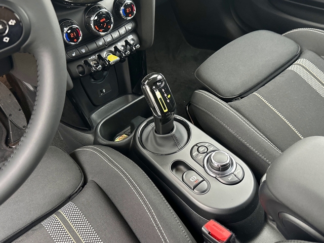 fotoG 17 del MINI MINI 3 Puertas Cooper SE 135 kW (184 CV) 184cv Eléctrico del 2023 en Asturias