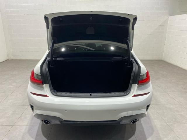BMW Serie 3 320d color Blanco. Año 2019. 140KW(190CV). Diésel. En concesionario MOTOR MUNICH S.A.U  - Terrassa de Barcelona