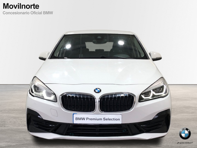 BMW Serie 2 225xe iPerformance Active Tourer color Blanco. Año 2019. 165KW(224CV). Híbrido Electro/Gasolina. En concesionario Movilnorte Las Rozas de Madrid