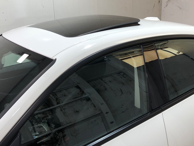 BMW i4 eDrive40 color Blanco. Año 2022. 250KW(340CV). Eléctrico. En concesionario Movilnorte Las Rozas de Madrid