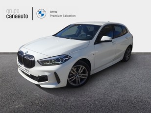 Fotos de BMW Serie 1 118i color Blanco. Año 2023. 103KW(140CV). Gasolina. En concesionario CANAAUTO - TACO de Sta. C. Tenerife