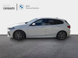 Fotos de BMW Serie 1 118i color Blanco. Año 2023. 103KW(140CV). Gasolina. En concesionario CANAAUTO - TACO de Sta. C. Tenerife