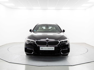 Fotos de BMW Serie 5 520d Touring color Negro. Año 2019. 140KW(190CV). Diésel. En concesionario Móvil Begar Alicante de Alicante