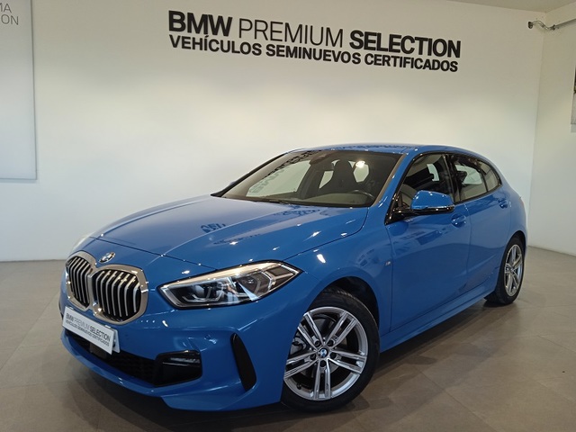 BMW Serie 1 116d color Azul. Año 2019. 85KW(116CV). Diésel. En concesionario ALBAMOCION CIUDAD REAL  de Ciudad Real