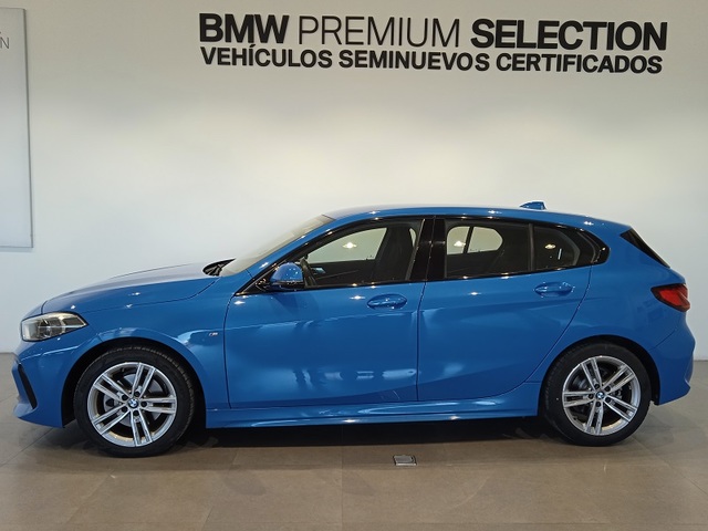 BMW Serie 1 116d color Azul. Año 2019. 85KW(116CV). Diésel. En concesionario ALBAMOCION CIUDAD REAL  de Ciudad Real