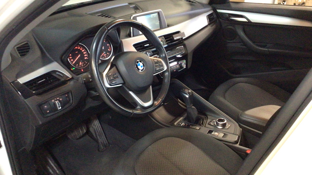 BMW X1 xDrive20d color Blanco. Año 2016. 140KW(190CV). Diésel. En concesionario BYmyCAR Madrid - Alcalá de Madrid