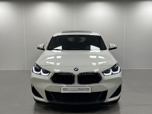 Fotos de BMW X2 xDrive18d color Blanco. Año 2023. 110KW(150CV). Diésel. En concesionario Maberauto de Castellón