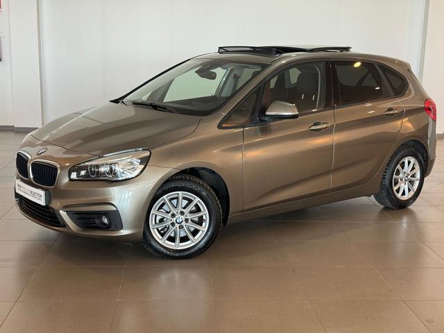 BMW Serie 2 218i Active Tourer color Gris Plata. Año 2017. 100KW(136CV). Gasolina. En concesionario Tormes Motor de Salamanca