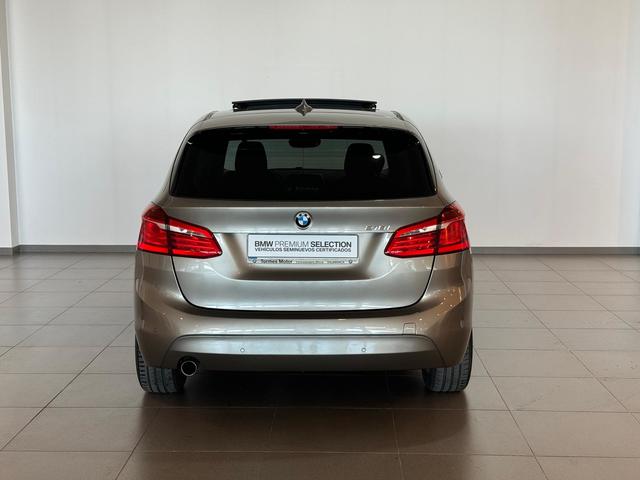 BMW Serie 2 218i Active Tourer color Gris Plata. Año 2017. 100KW(136CV). Gasolina. En concesionario Tormes Motor de Salamanca