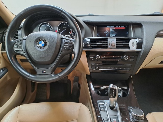 BMW X4 xDrive20d color Azul. Año 2015. 140KW(190CV). Diésel. En concesionario Autoberón de La Rioja