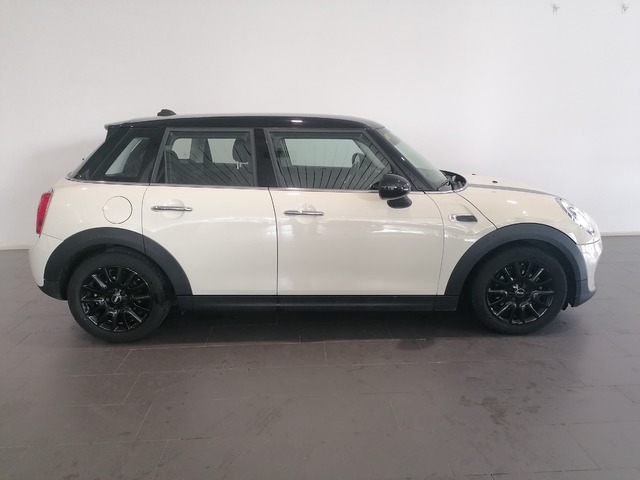 fotoG 10 del MINI MINI 5 Puertas Cooper D 85 kW (116 CV) 116cv Diésel del 2018 en Toledo