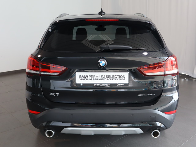 BMW X1 sDrive18d color Negro. Año 2019. 110KW(150CV). Diésel. En concesionario Pruna Motor, S.L de Barcelona