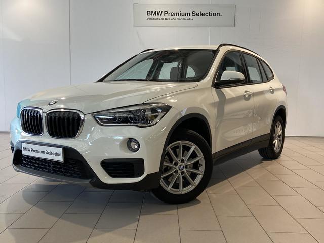 BMW X1 sDrive18d color Blanco. Año 2019. 110KW(150CV). Diésel. En concesionario Automotor Premium Velázquez - Málaga de Málaga