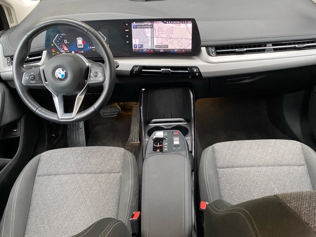 BMW Serie 2 218i Active Tourer color Blanco. Año 2023. 100KW(136CV). Gasolina. En concesionario Auto Premier, S.A. - GUADALAJARA de Guadalajara