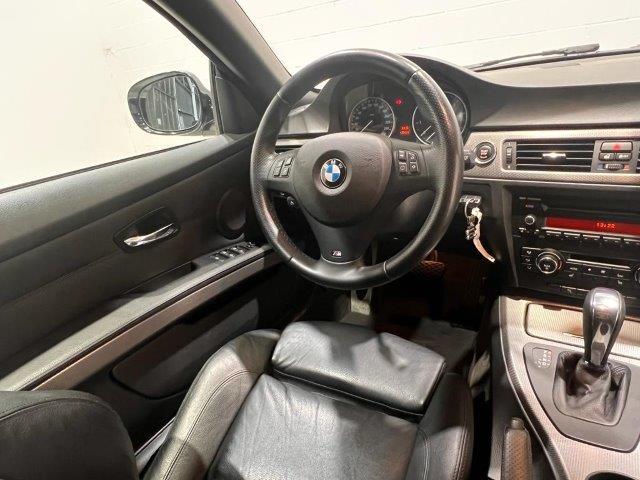 BMW Serie 3 320i Cabrio color Blanco. Año 2012. 125KW(170CV). Gasolina. En concesionario MOTOR MUNICH S.A.U  - Terrassa de Barcelona