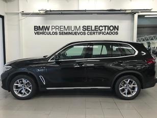Fotos de BMW X5 xDrive45e color Negro. Año 2022. 290KW(394CV). Híbrido Electro/Gasolina. En concesionario Lurauto - Gipuzkoa de Guipuzcoa