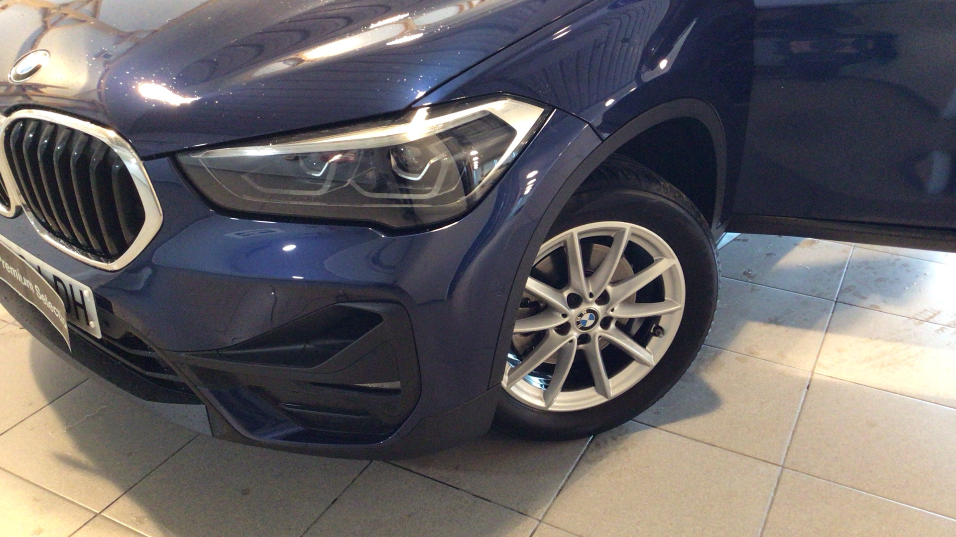 BMW X1 sDrive18d color Azul. Año 2019. 110KW(150CV). Diésel. En concesionario BYmyCAR Madrid - Alcalá de Madrid