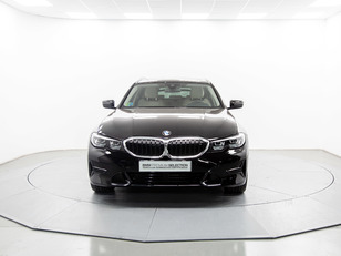 Fotos de BMW Serie 3 318d Touring color Negro. Año 2022. 110KW(150CV). Diésel. En concesionario Móvil Begar Alicante de Alicante