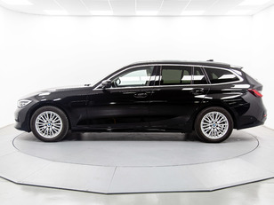 Fotos de BMW Serie 3 318d Touring color Negro. Año 2022. 110KW(150CV). Diésel. En concesionario Móvil Begar Alicante de Alicante