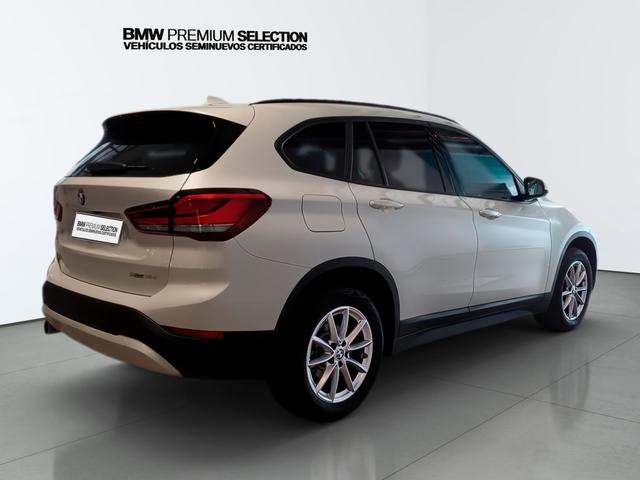 BMW X1 sDrive16d color Blanco. Año 2022. 85KW(116CV). Diésel. En concesionario Automotor Premium Viso - Málaga de Málaga