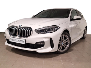 Fotos de BMW Serie 1 118d color Blanco. Año 2019. 110KW(150CV). Diésel. En concesionario Automóviles Oviedo S.A. de Asturias