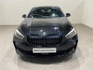 Fotos de BMW Serie 1 118i color Negro. Año 2021. 103KW(140CV). Gasolina. En concesionario MOTOR MUNICH S.A.U  - Terrassa de Barcelona