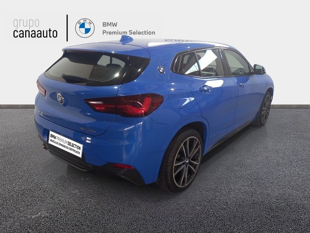 BMW X2 sDrive18i color Azul. Año 2020. 103KW(140CV). Gasolina. En concesionario CANAAUTO - TACO de Sta. C. Tenerife