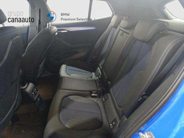 BMW X2 sDrive18i color Azul. Año 2020. 103KW(140CV). Gasolina. En concesionario CANAAUTO - TACO de Sta. C. Tenerife