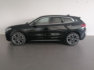 Fotos de BMW X2 sDrive18d color Negro. Año 2020. 110KW(150CV). Diésel. En concesionario Adler Motor S.L. TOLEDO de Toledo