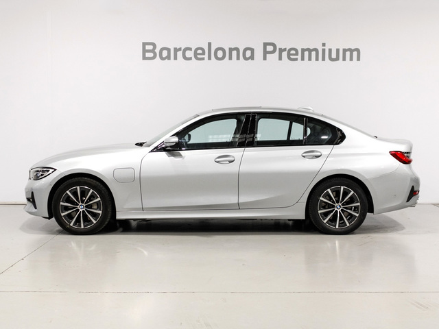 fotoG 2 del BMW Serie 3 330e 215 kW (292 CV) 292cv Híbrido Electro/Gasolina del 2019 en Barcelona
