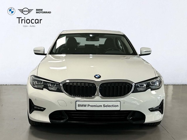 BMW Serie 3 330i color Blanco. Año 2019. 190KW(258CV). Gasolina. En concesionario Triocar Gijón (Bmw y Mini) de Asturias