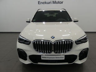 Fotos de BMW X5 xDrive30d color Blanco. Año 2020. 195KW(265CV). Diésel. En concesionario Enekuri Motor de Vizcaya