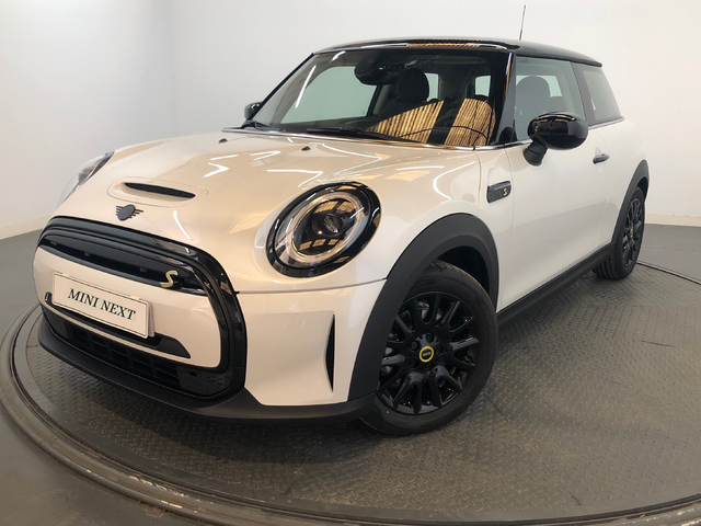 fotoG 0 del MINI MINI 3 Puertas Cooper SE 135 kW (184 CV) 184cv Eléctrico del 2023 en Baleares
