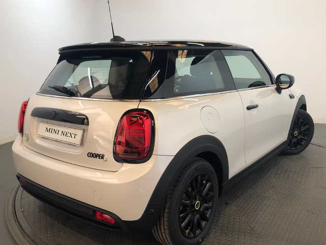 fotoG 3 del MINI MINI 3 Puertas Cooper SE 135 kW (184 CV) 184cv Eléctrico del 2023 en Baleares