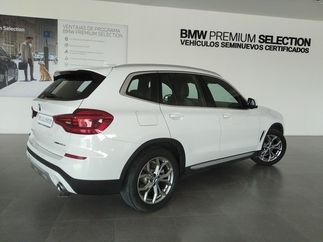 BMW X3 xDrive20d color Blanco. Año 2019. 140KW(190CV). Diésel. En concesionario ALBAMOCION CIUDAD REAL  de Ciudad Real