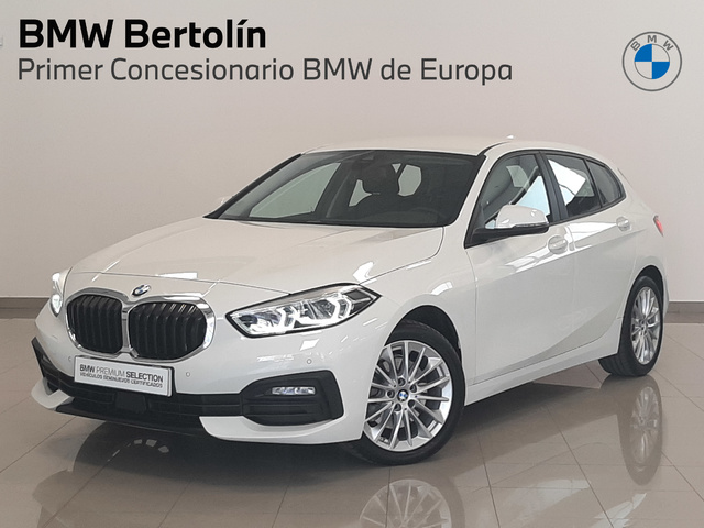 BMW Serie 1 118i color Blanco. Año 2023. 103KW(140CV). Gasolina. En concesionario Automoviles Bertolin, S.L. de Valencia