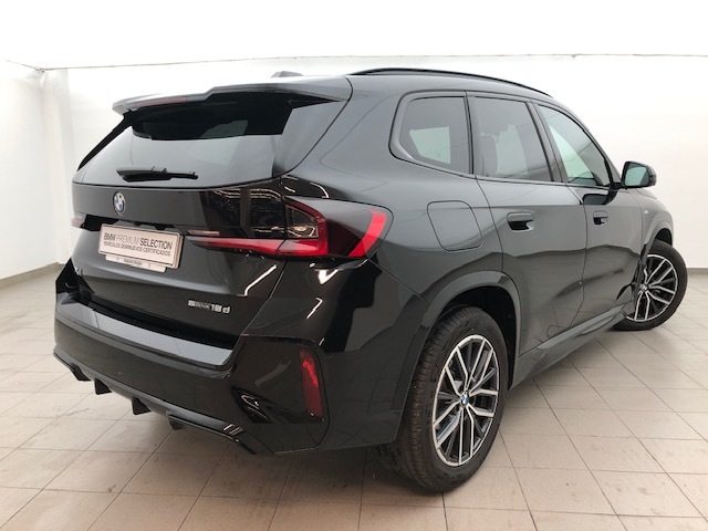 BMW X1 sDrive18d color Negro. Año 2023. 110KW(150CV). Diésel. En concesionario Augusta Aragon S.A. de Zaragoza