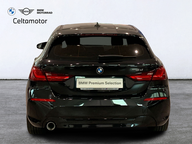 BMW Serie 1 116d color Negro. Año 2019. 85KW(116CV). Diésel. En concesionario Celtamotor Lalín de Pontevedra