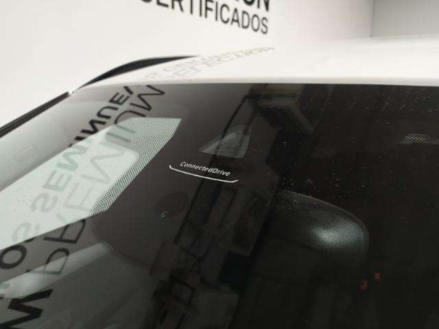 BMW X1 sDrive16d color Blanco. Año 2019. 85KW(116CV). Diésel. En concesionario Hispamovil, Torrevieja de Alicante