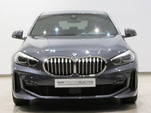 Fotos de BMW Serie 1 118i color Gris. Año 2021. 103KW(140CV). Gasolina. En concesionario ALZIRA Automoviles Fersan, S.A. de Valencia