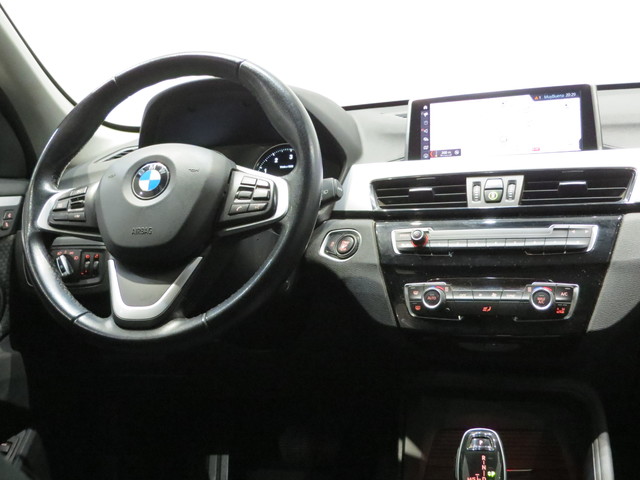 BMW X1 sDrive18d color Azul. Año 2021. 110KW(150CV). Diésel. En concesionario FINESTRAT Automoviles Fersan, S.A. de Alicante