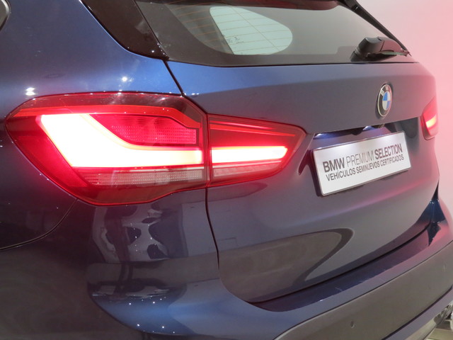 BMW X1 sDrive18d color Azul. Año 2021. 110KW(150CV). Diésel. En concesionario FINESTRAT Automoviles Fersan, S.A. de Alicante