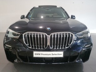 Fotos de BMW X5 xDrive45e color Negro. Año 2021. 290KW(394CV). Híbrido Electro/Gasolina. En concesionario Adler Motor S.L. TOLEDO de Toledo
