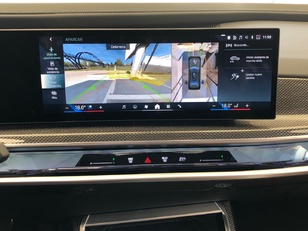 BMW i7 xDrive60 color Gris. Año 2023. 400KW(544CV). Eléctrico. En concesionario Vehinter Getafe de Madrid