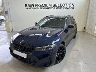 Fotos de BMW Serie 3 330e Touring color Azul. Año 2023. 215KW(292CV). Híbrido Electro/Gasolina. En concesionario Lurauto Gipuzkoa de Guipuzcoa