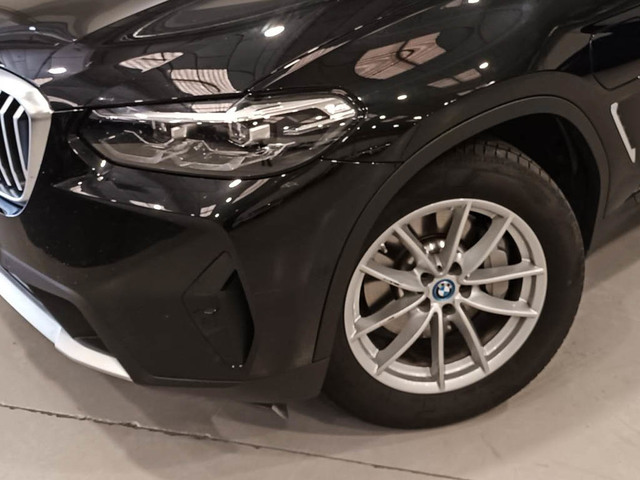 BMW X3 xDrive30e color Negro. Año 2022. 215KW(292CV). Híbrido Electro/Gasolina. En concesionario Barcelona Premium - Diagonal de Barcelona